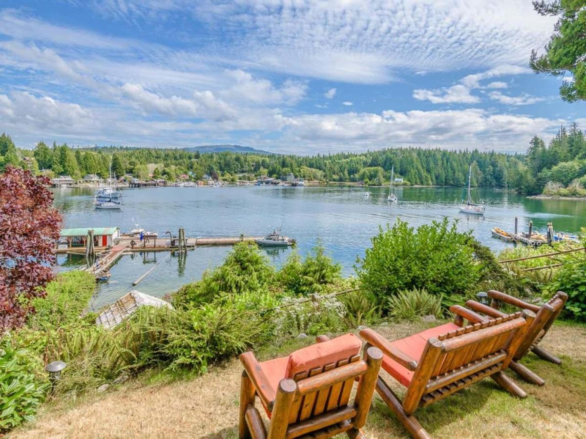 Отель Woods End Landing Bamfield Экстерьер фото